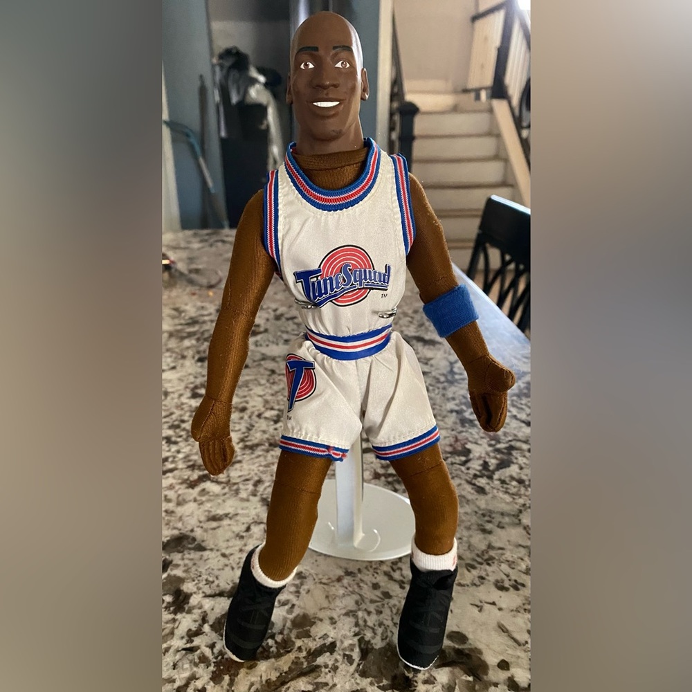 Vintage 1996 Michael Jordan Space Jam Tune Squad 12” Plush Doll + Figure stand